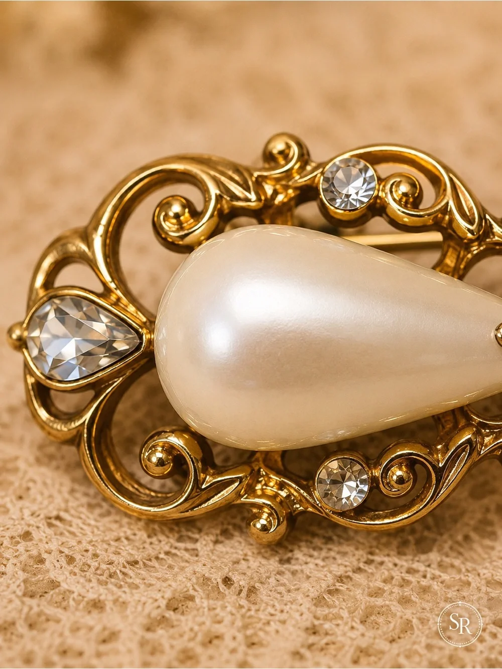 Large Vintage Richelieu Pearl Bow Brooch Rhinestone Rococo Gold Tone Signed